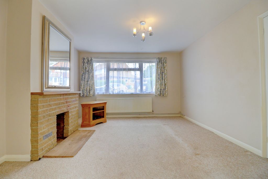 Property photo 2 of 14 Picture No. 02