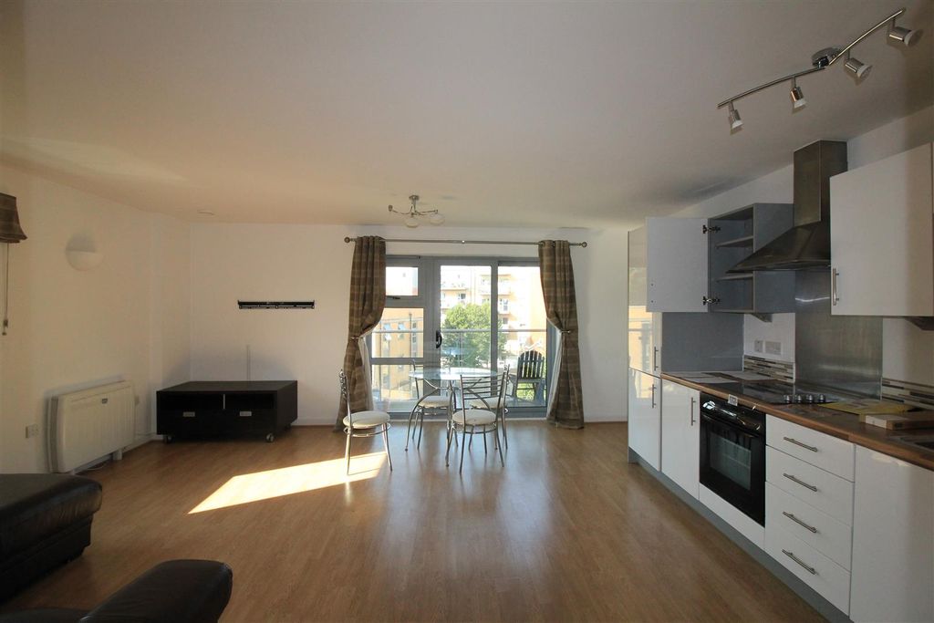 Property photo 2 of 12 Property Photo