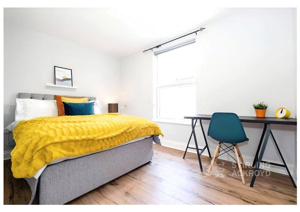 Property photo 1 of 17 Bedroom