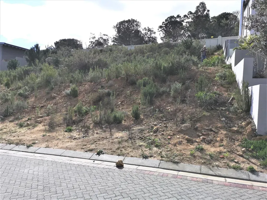Property photo 1 of 8