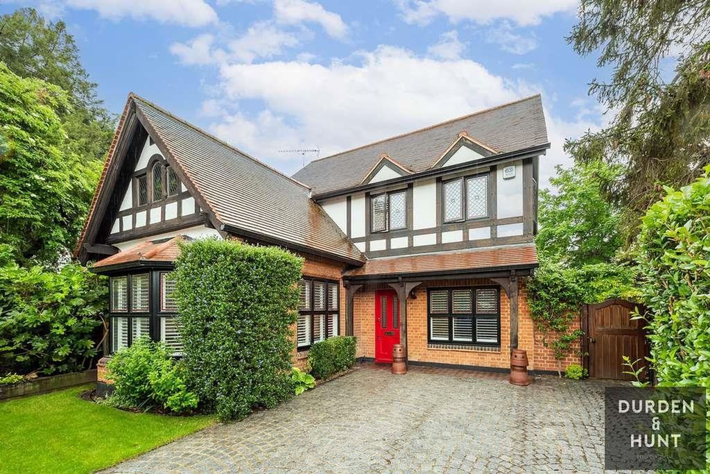 Property photo 2 of 43