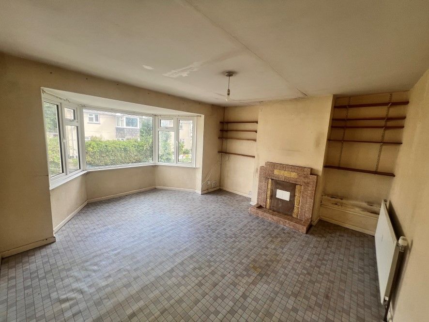 Property photo 2 of 6