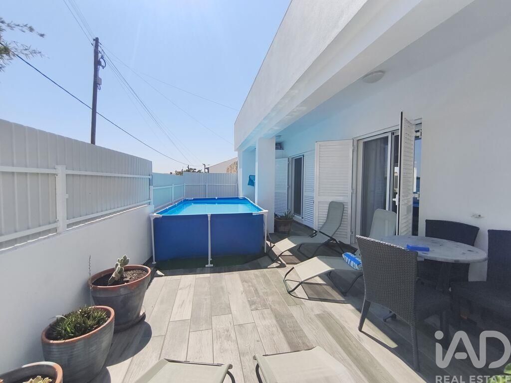 Property photo 3 of 40