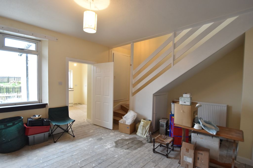 Property photo 3 of 23