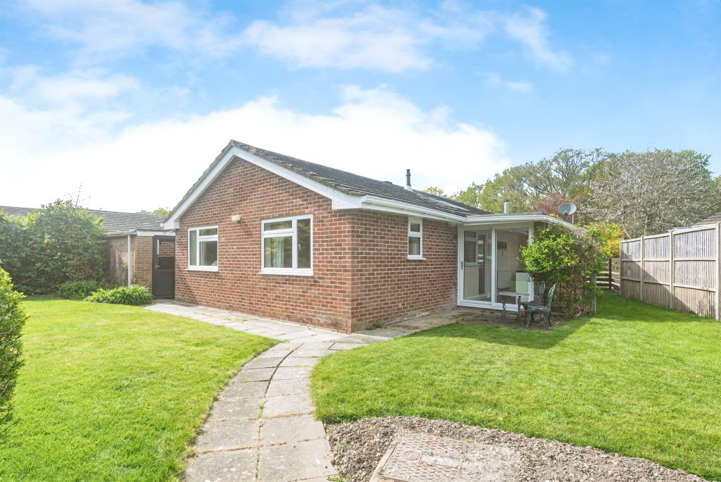 Property photo 2 of 19