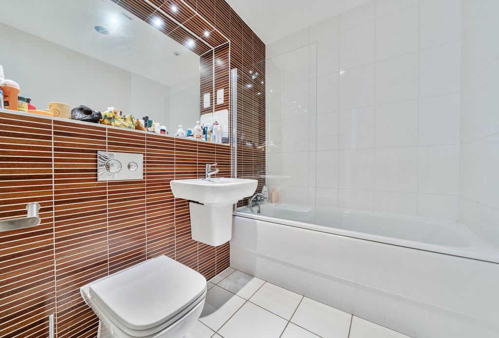 Property photo 3 of 18 1467579-3-6A16Ff2...