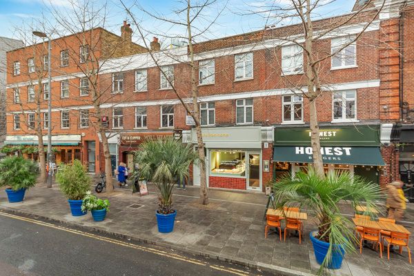 Property photo 1 of 17 The Cut