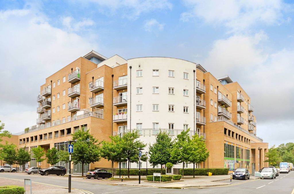 Property photo 1 of 11