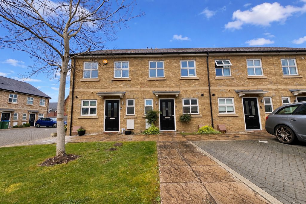 Property photo 1 of 9 Front