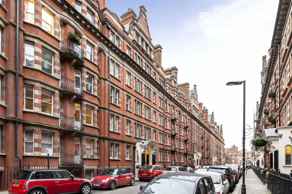 Property photo 1 of 5