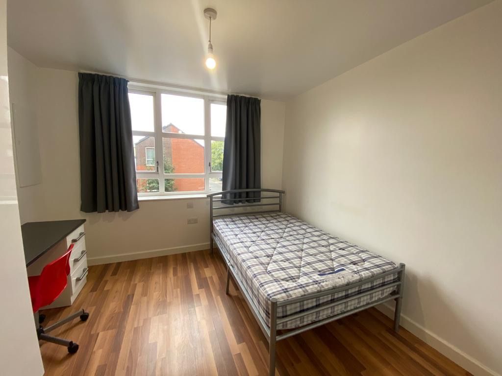 Property photo 3 of 5