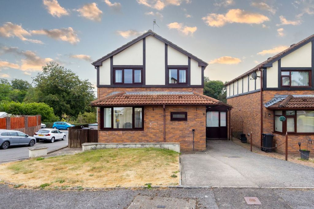 Property photo 1 of 34