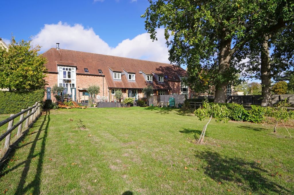 Property photo 1 of 18