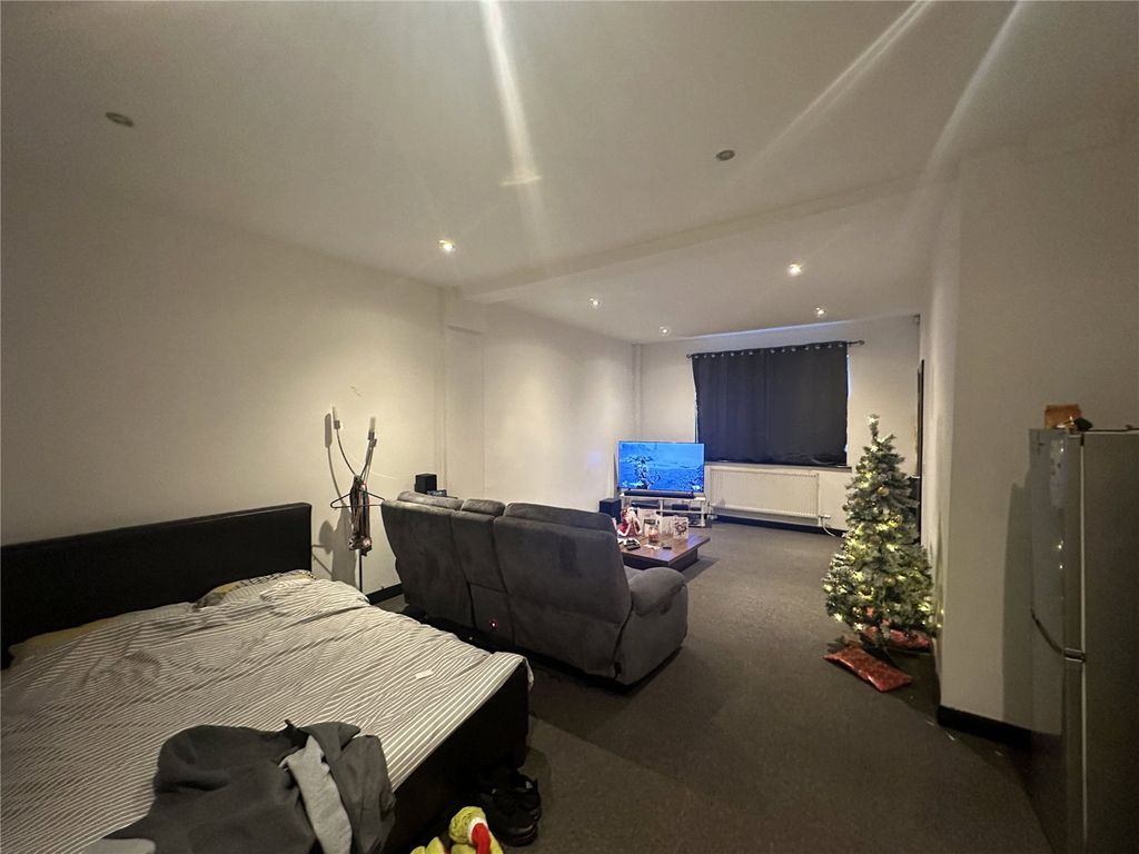 Property photo 3 of 7 Picture No. 07