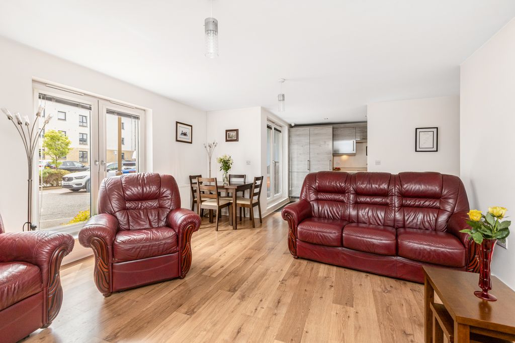 Property photo 3 of 14 Property Image 3