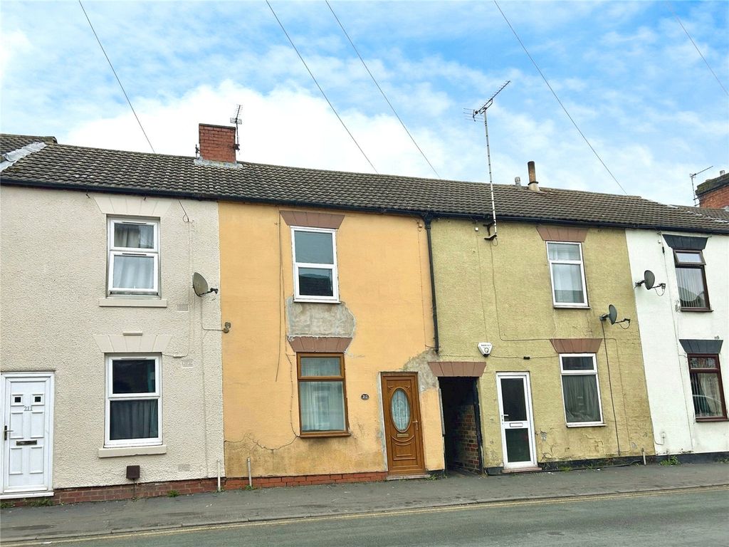 Property photo 1 of 10 Front