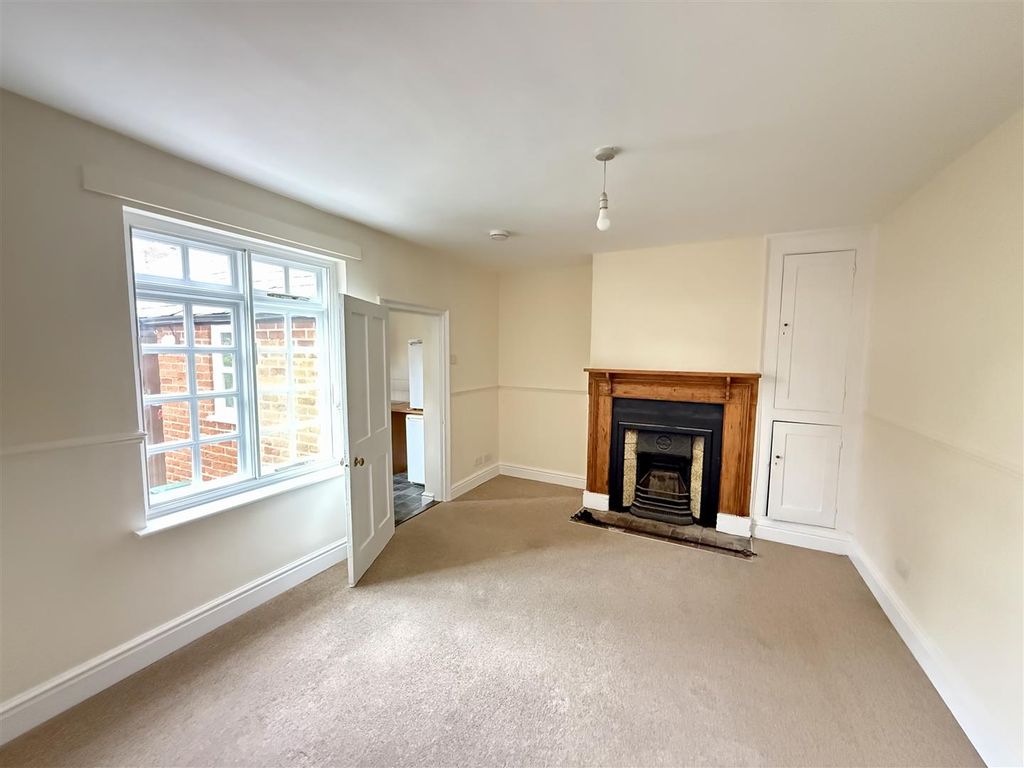 Property photo 3 of 11 Img_8496.Jpg