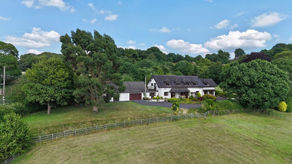 Property photo 1 of 41
