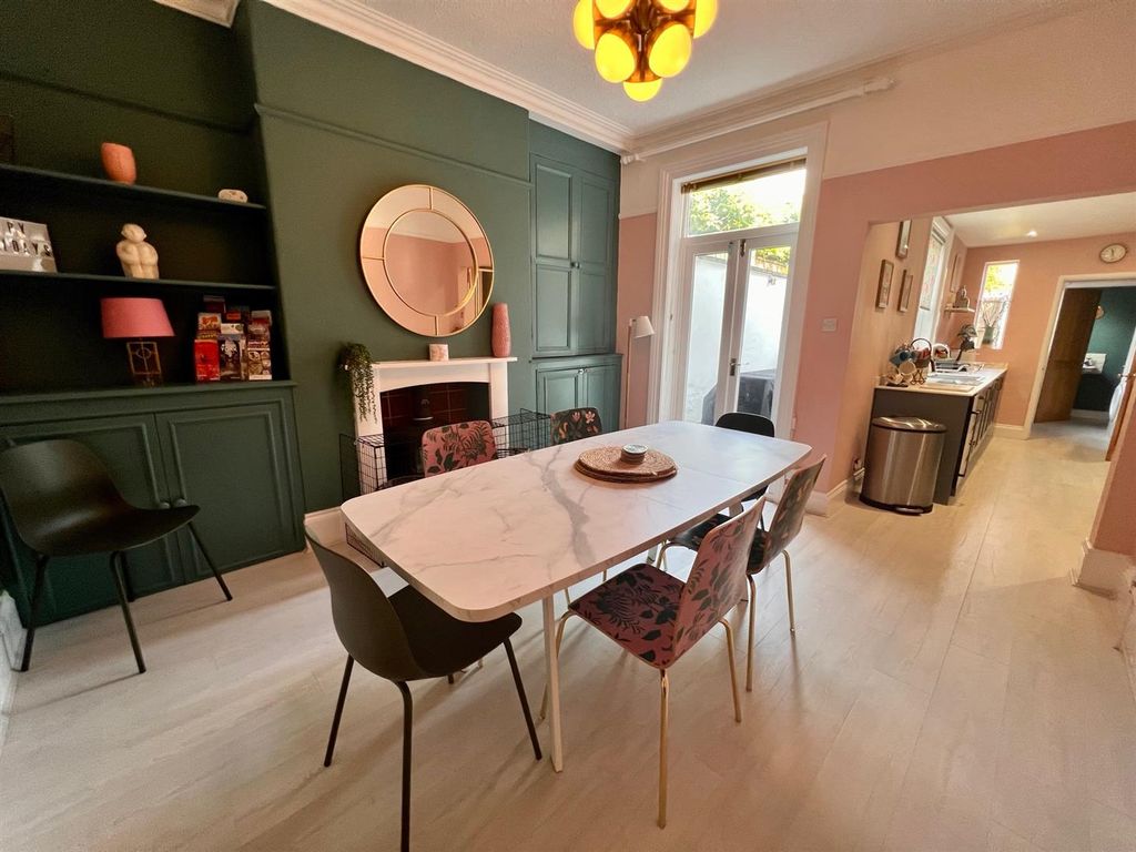 Property photo 3 of 14 Rich7.Jpg