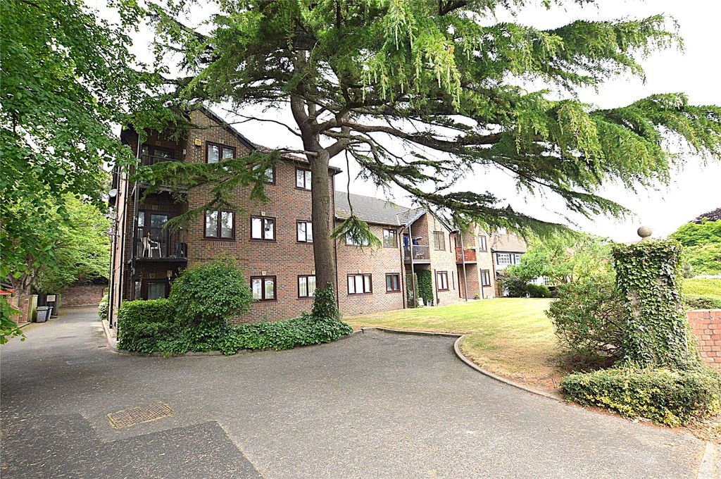 Property photo 1 of 16 Picture No. 18