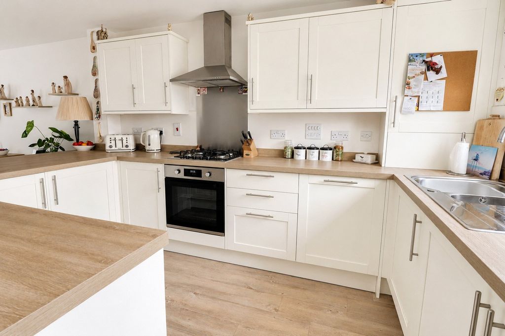 Property photo 2 of 14 2 - Picture No. 02