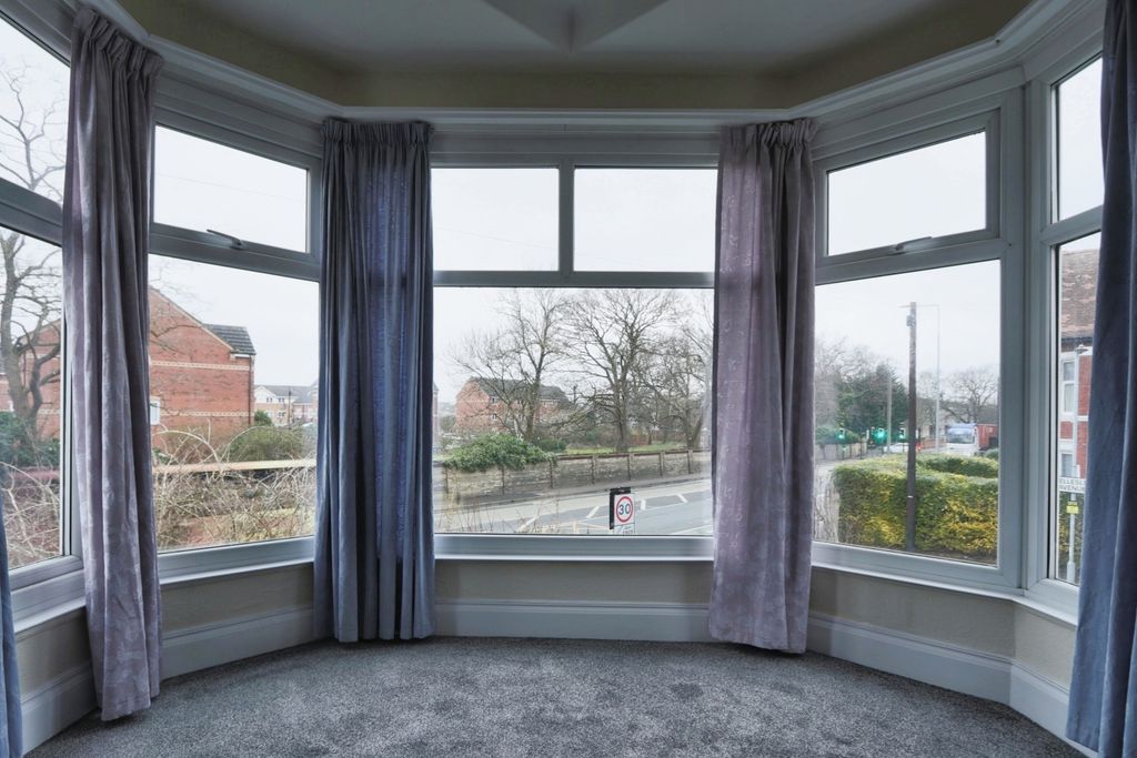 Property photo 2 of 17 3934535
