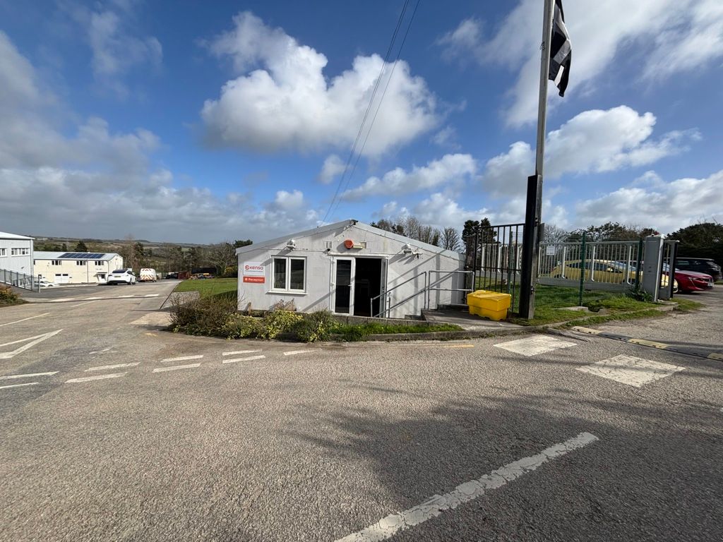 Property photo 1 of 6 Photo 9