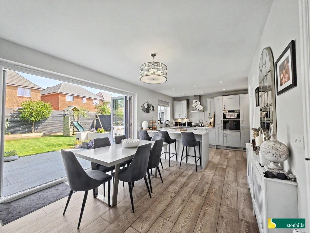Property photo 2 of 26 24.Jpg