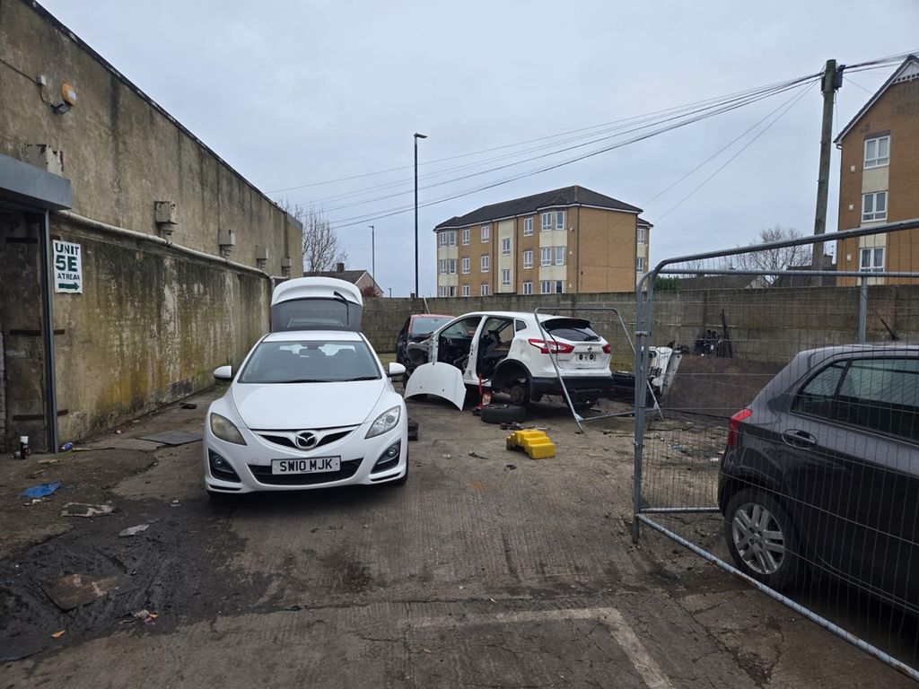 Property photo 3 of 3