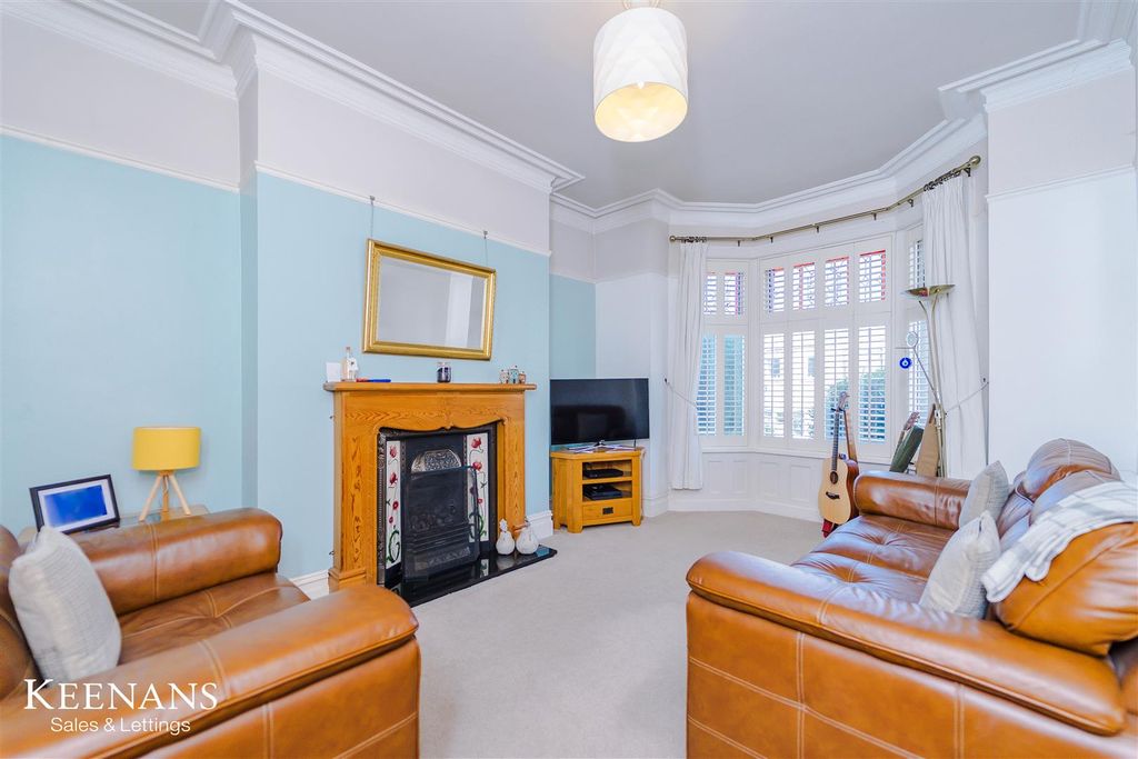 Property photo 1 of 34 2.Jpg