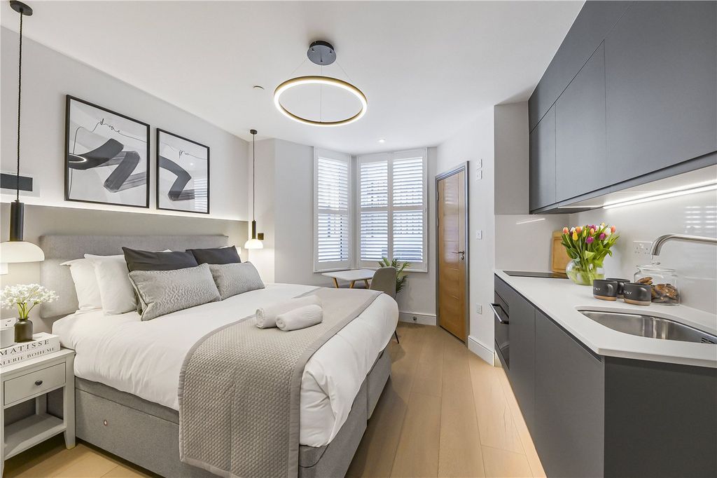 Property photo 1 of 10 Studio