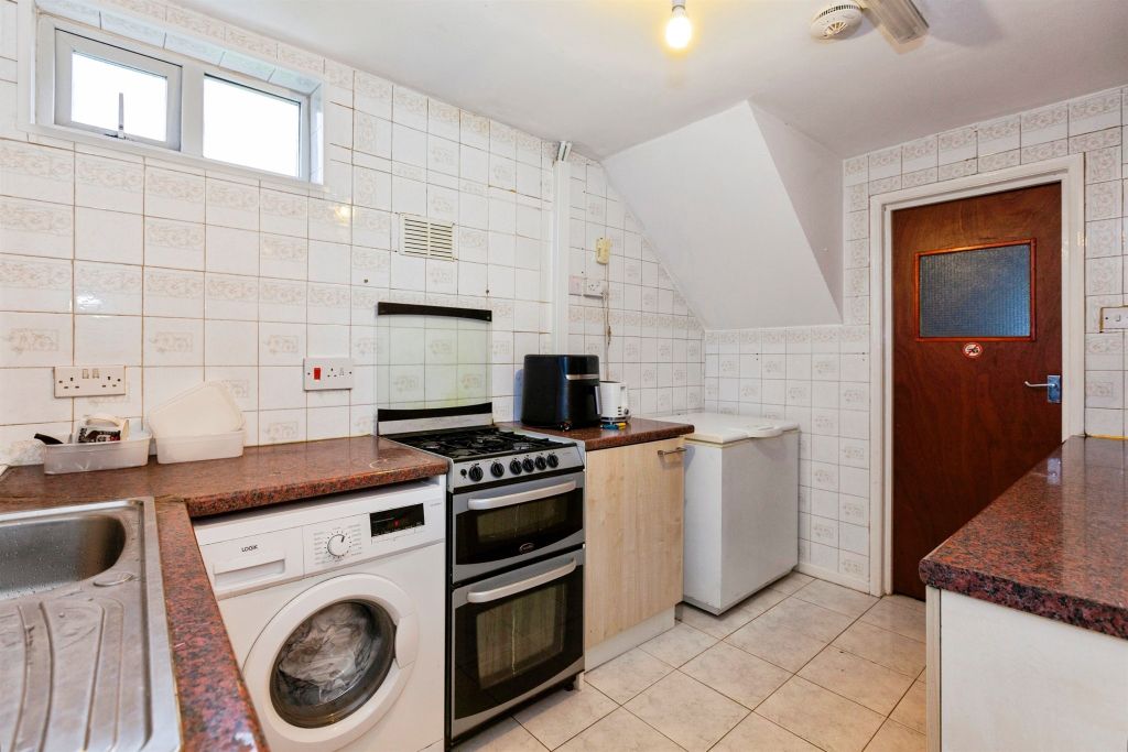 Property photo 3 of 15