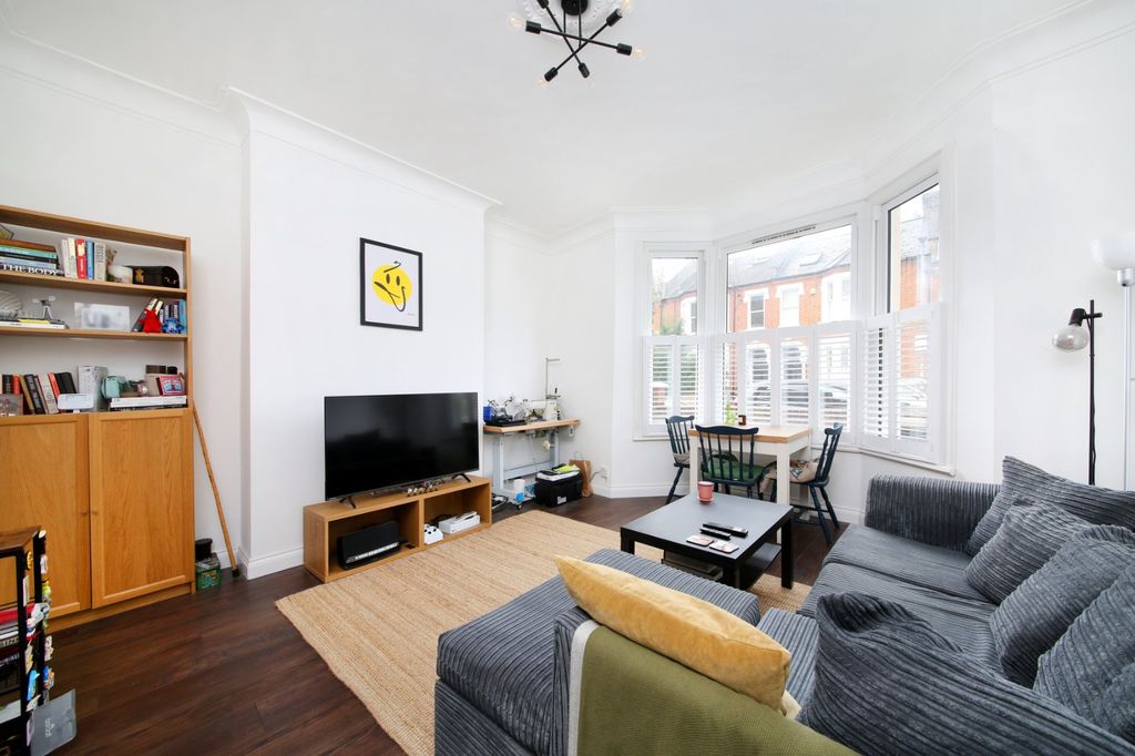 Property photo 1 of 8