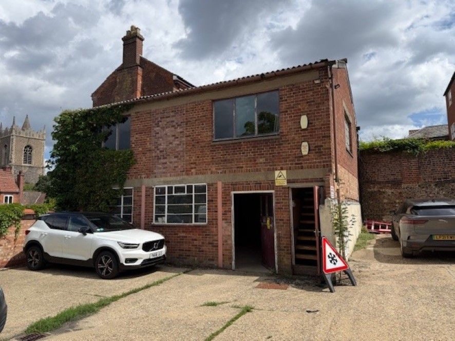 Property photo 1 of 7
