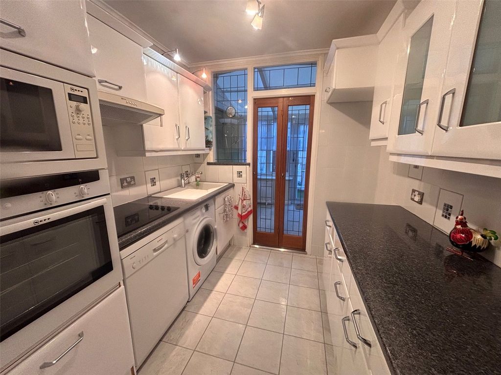 Property photo 2 of 18 Kitchen