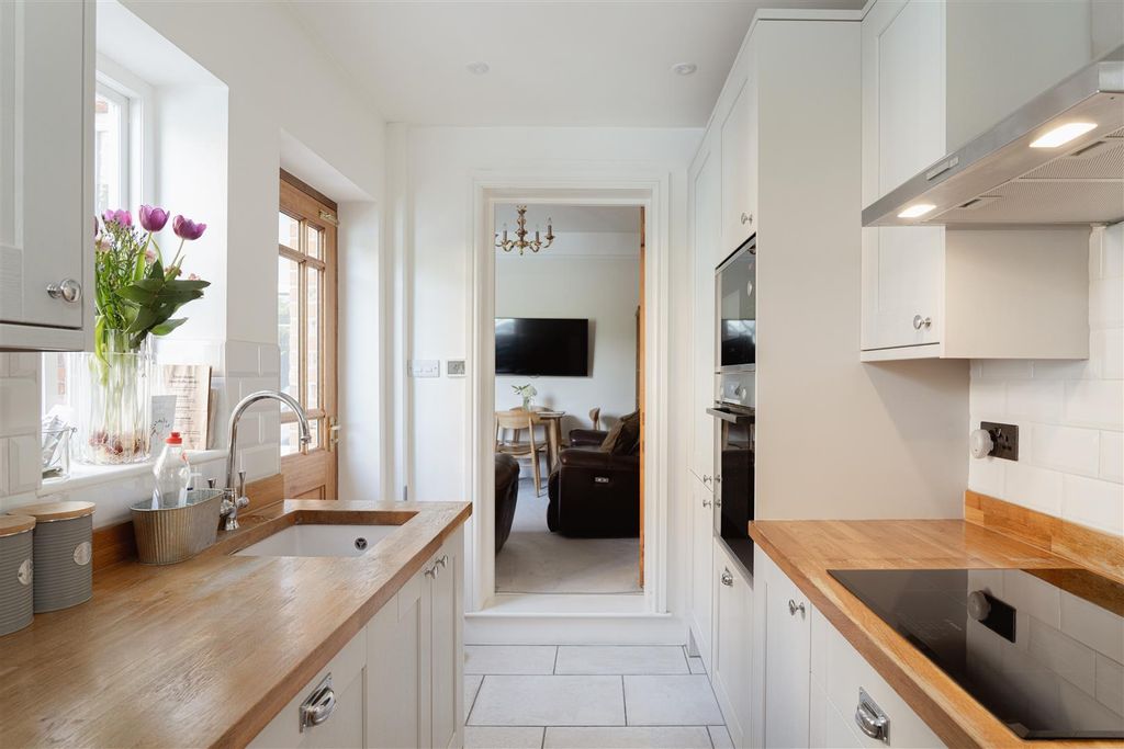 Property photo 3 of 17 6.Jpg