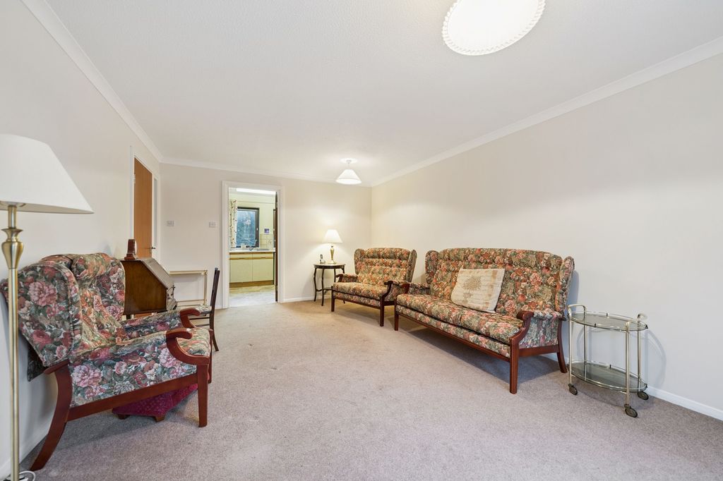 Property photo 3 of 15