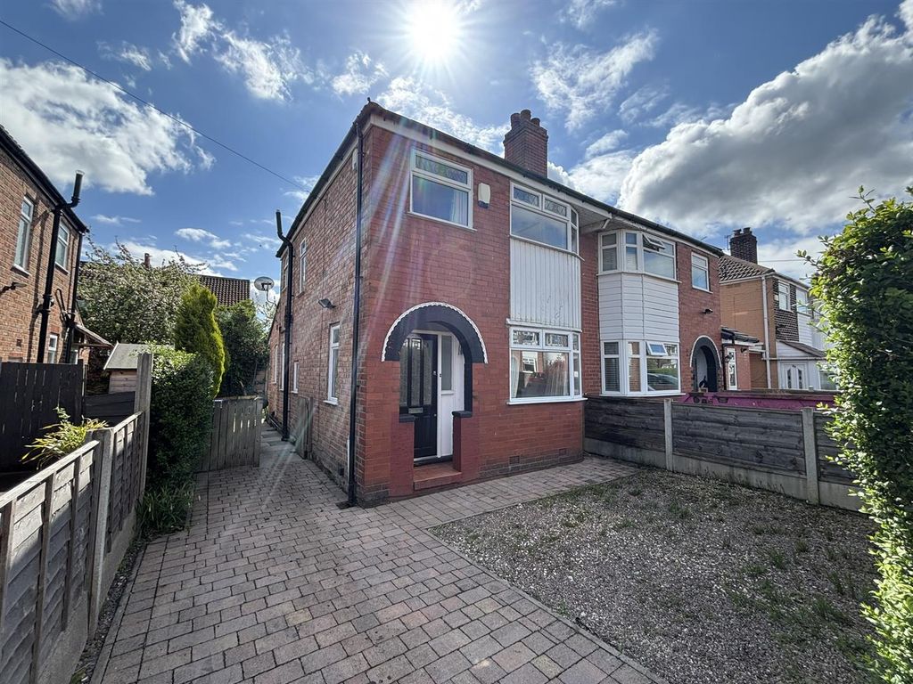 Property photo 1 of 24