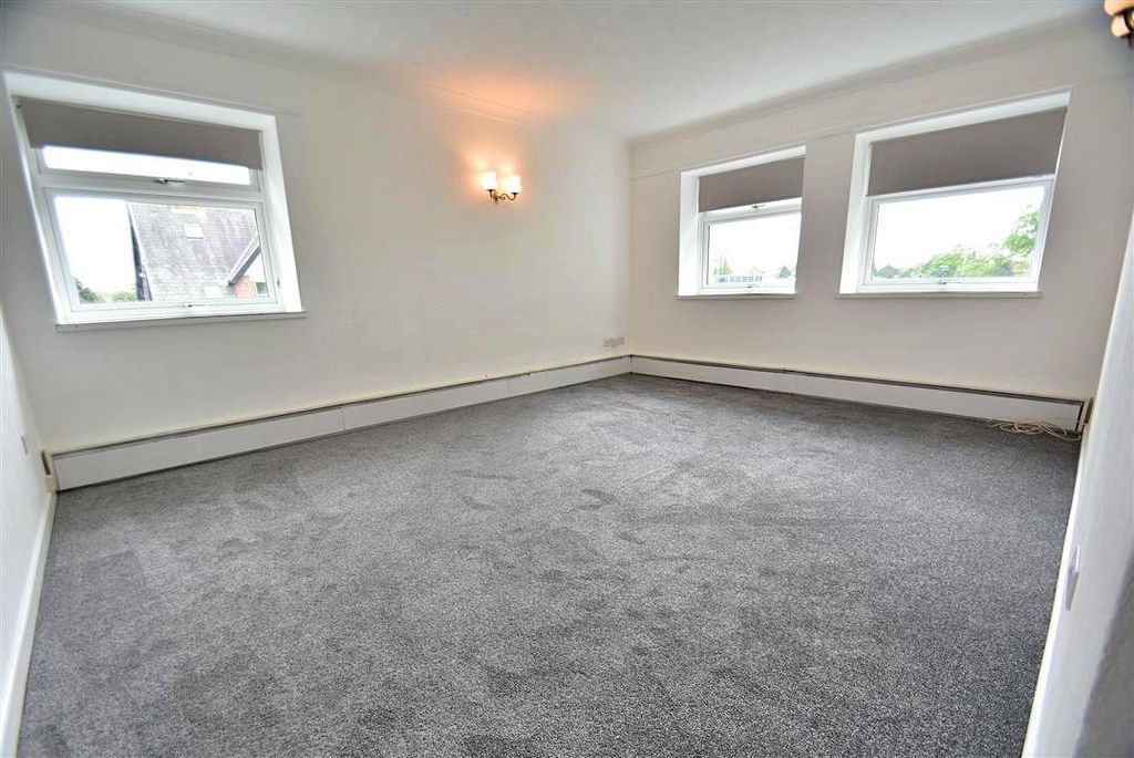 Property photo 2 of 8 Living Room