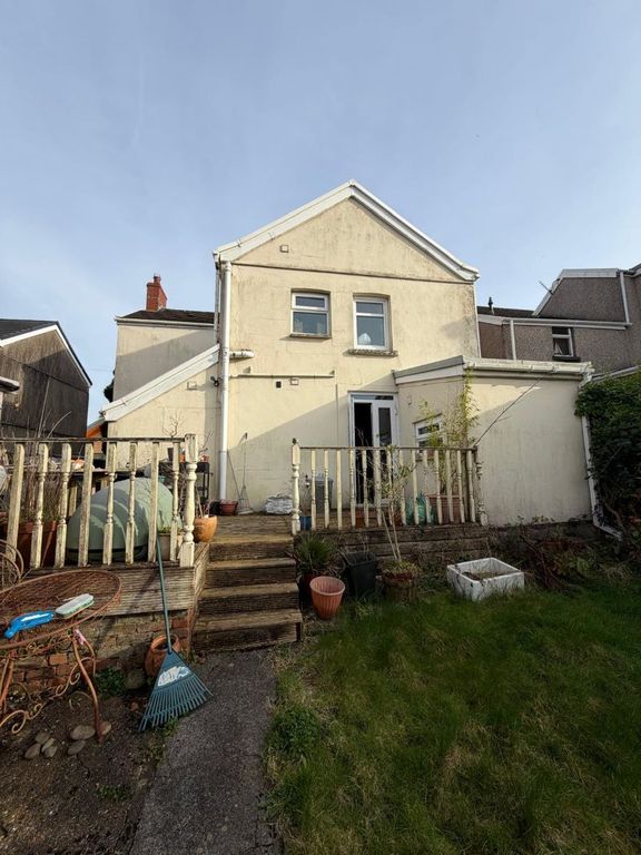 Property photo 3 of 29