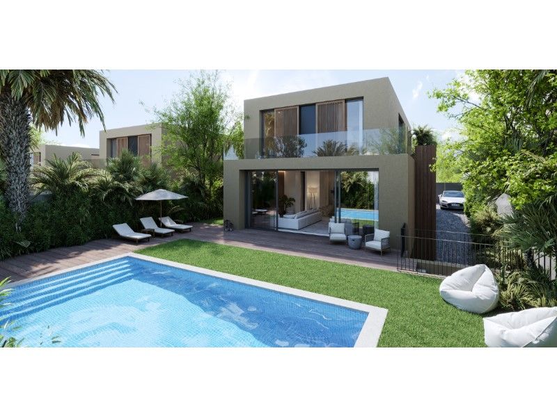 Property photo 2 of 37