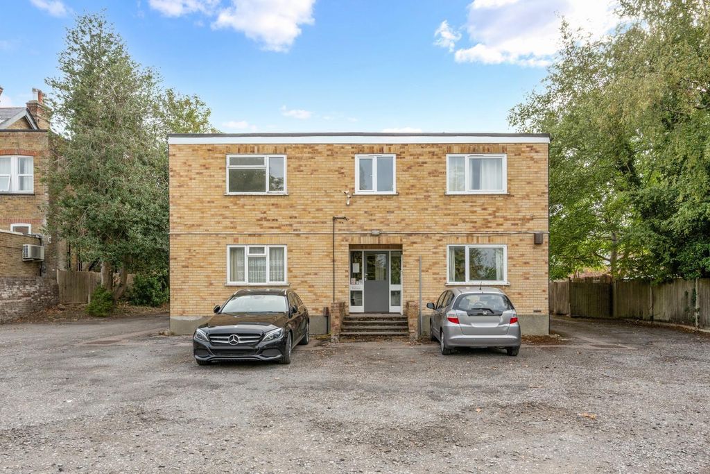 Property photo 1 of 13 College Road