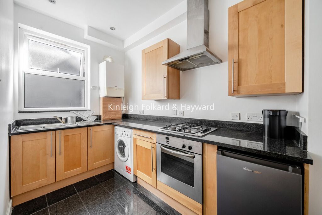Property photo 1 of 7 Picture No. 32