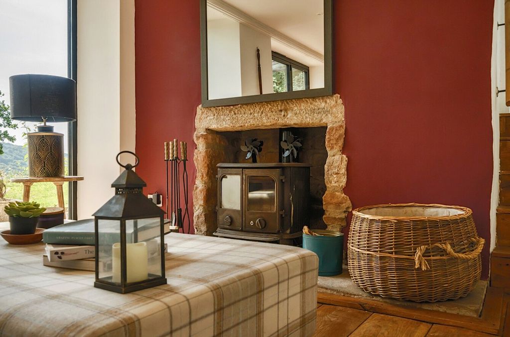 Property photo 3 of 31 Picture No. 05