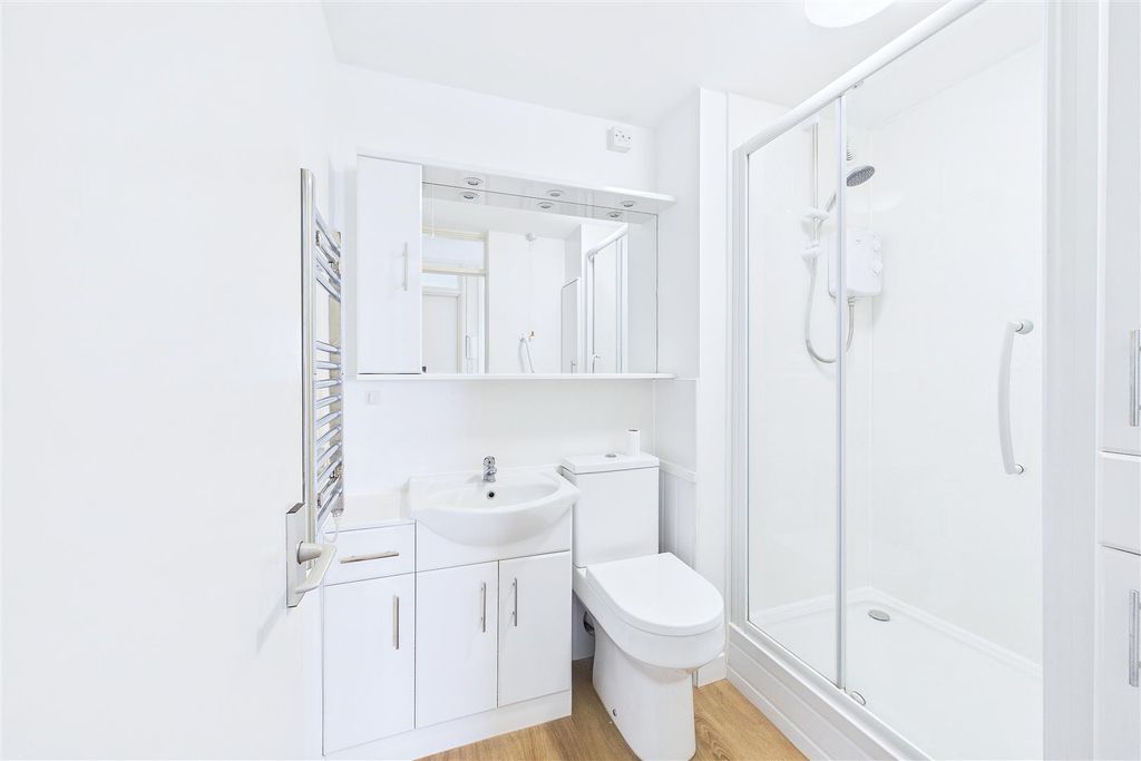 Additional image 8 of 2 bed flat for saleElton Road, Clevedon BS21