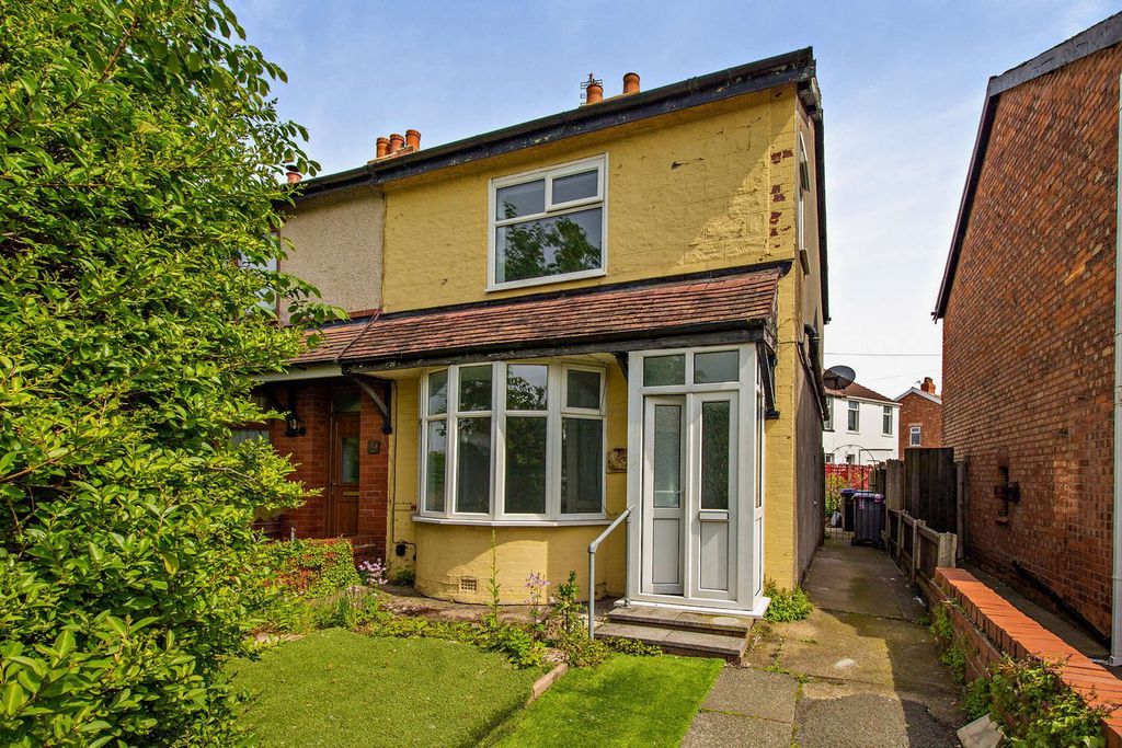 Property photo 1 of 18
