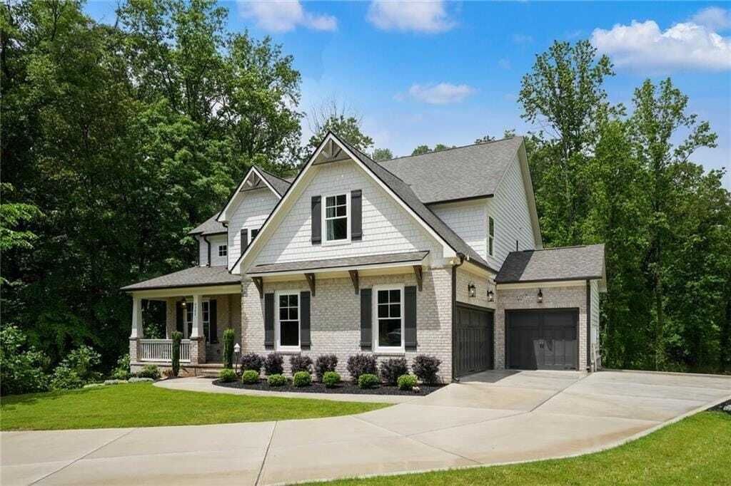 Property photo 1 of 31