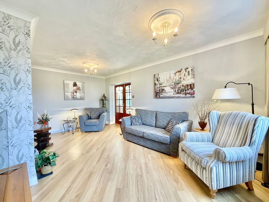 Property photo 3 of 30