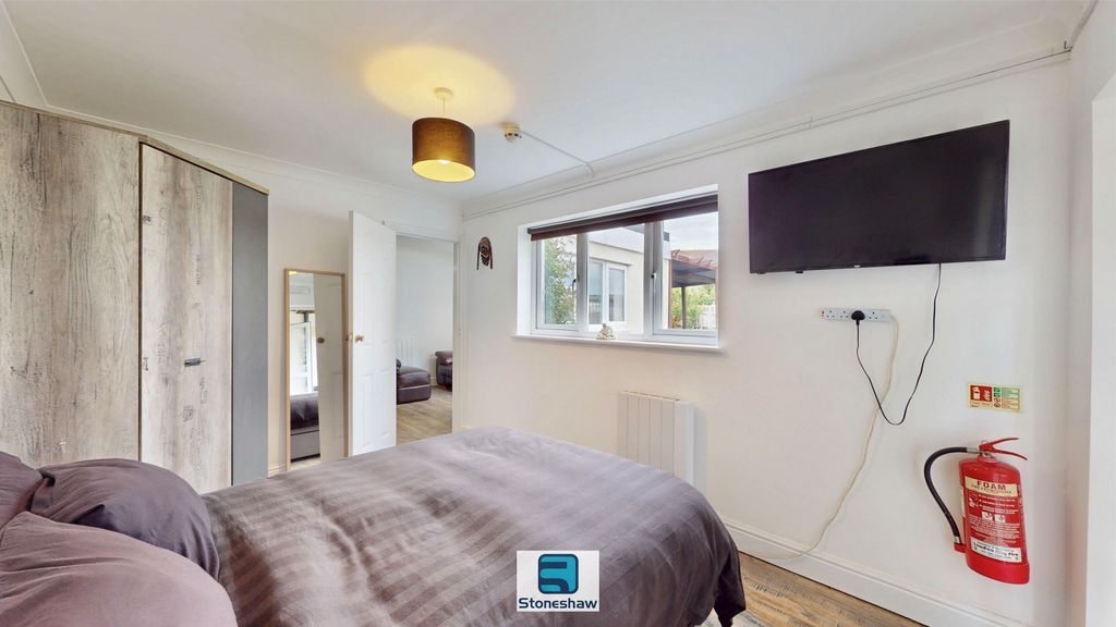 Additional image 19 of 7 bed end terrace house for saleSt. Georges Road, Dagenham RM9