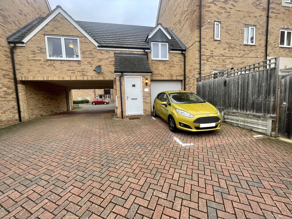 Property photo 2 of 9 Annex